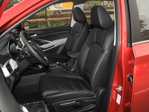 2018款1.8L AMT豪华型 国V 主驾驶座椅