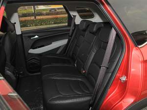 2018款1.8L AMT豪华型 国V 后排座椅