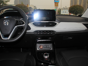 2018款1.8L AMT豪华型 国V 中控台