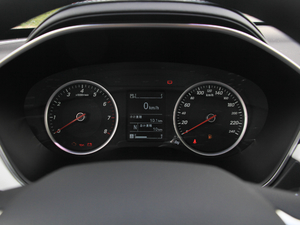 2018款1.8L AMT豪华型 国V 仪表
