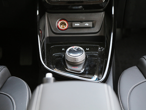 2018款1.8L AMT豪华型 国V 中控区