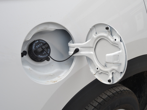 2018款1.5T 手动精英型 国V 油箱盖