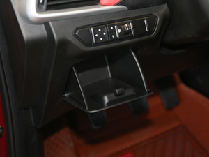 2018款1.5T 手动精英型 国V 中控区
