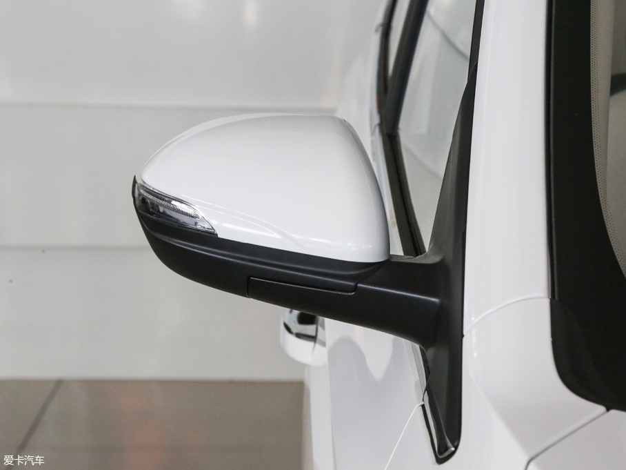 2018��E360 1.5L �քӺ��A�� ��V