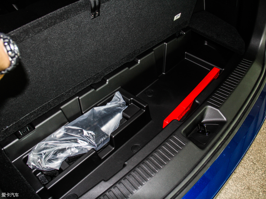 2018E360 1.5L ք(dng)Ӣ V