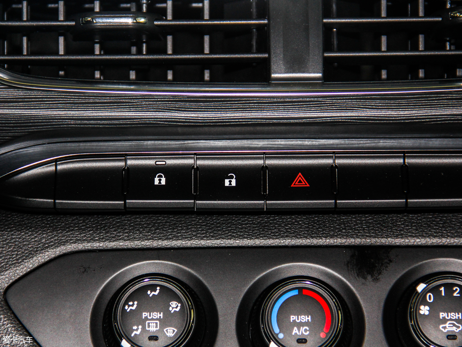 2018E360 1.5L ք(dng)Ӣ V