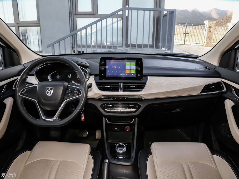 2018��E360 1.5L AMT���A�� ��V