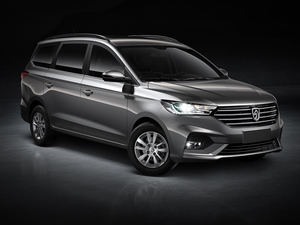 2018款1.5L 手动舒适型 国V 整体外观