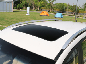 2018款1.5L 手动豪华型 国V 车顶