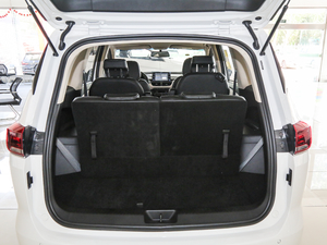 2018款1.5L 手动豪华型 国V 空间座椅