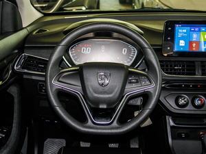 2018款1.5L 手动精英型 国V 中控区