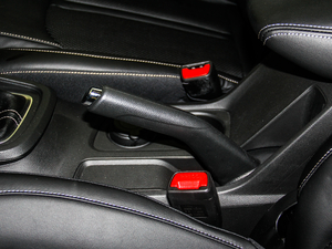 2018款1.5L 手动精英型 国V 中控区