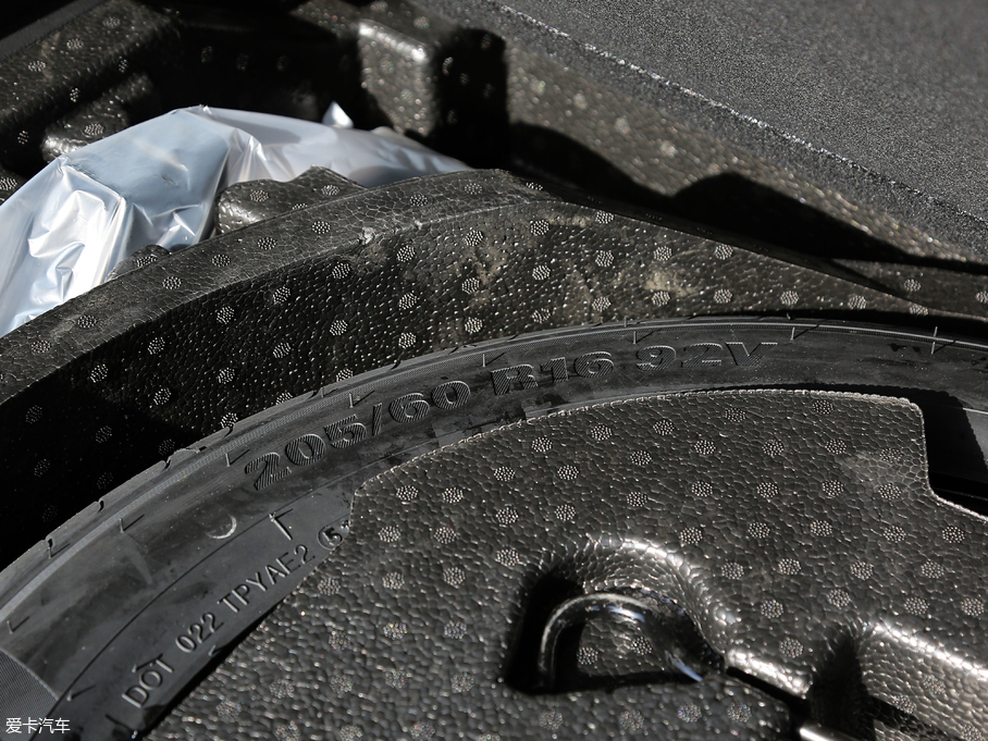 2018E510 1.5L Ԅ؄e