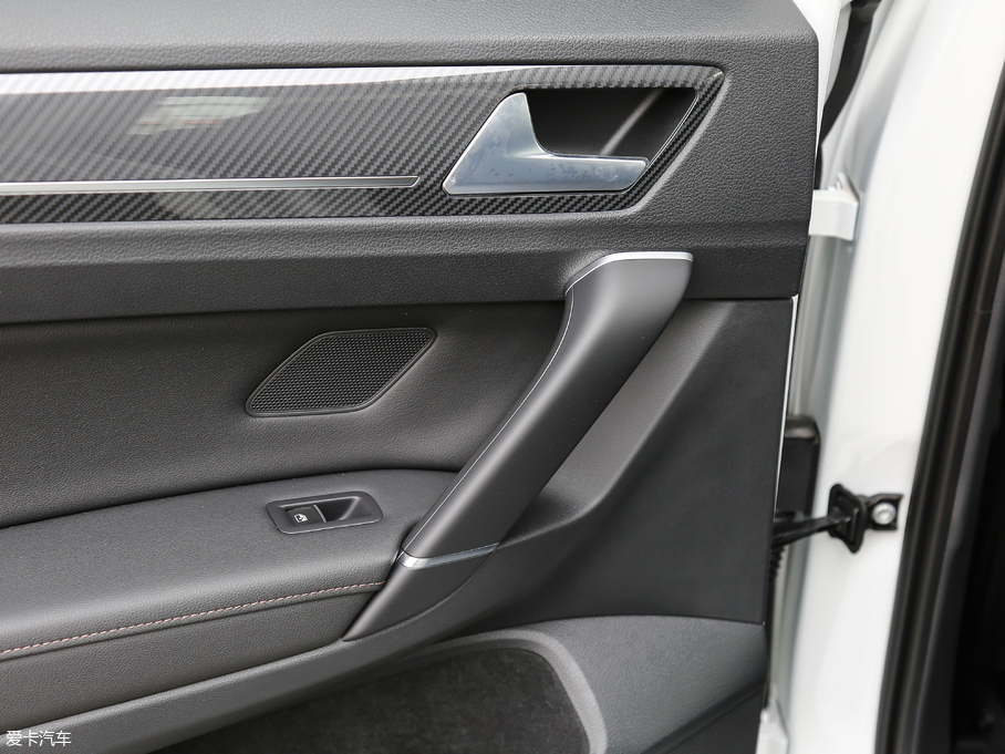 2018ߠ򡤼 280TSI ԄӺA