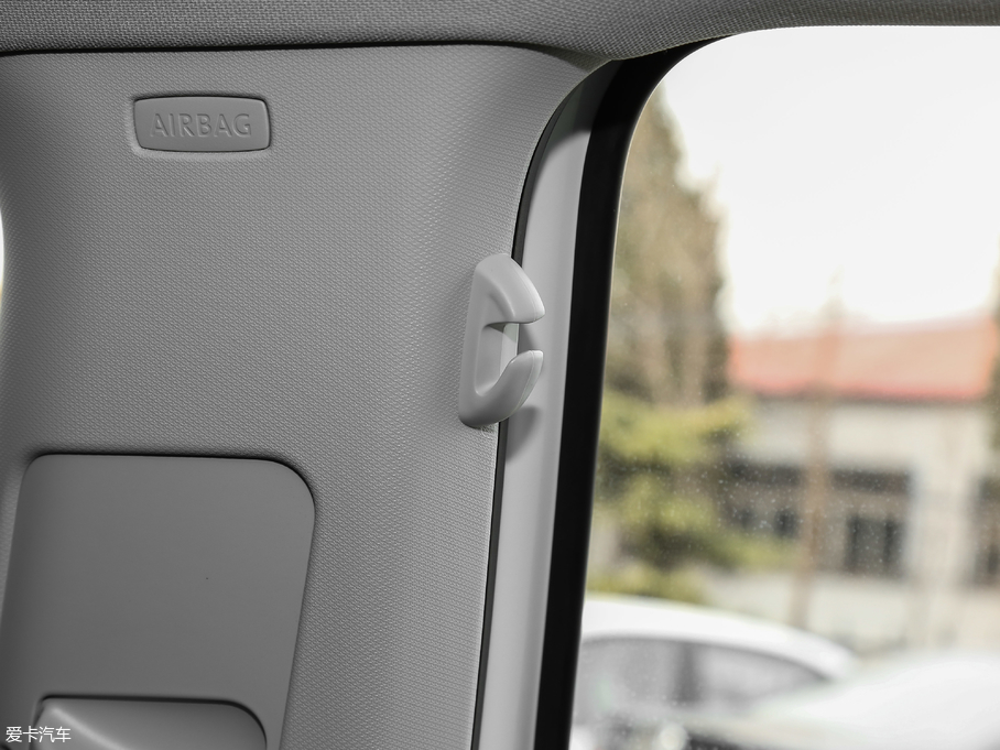 2018ߠ򡤼 230TSI Ԅ(dng)M(jn)ȡ