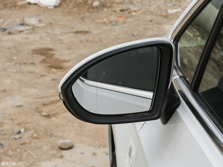 2018ߠ򡤼 230TSI ԄMȡ