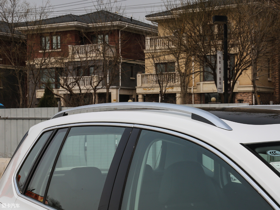 2018ߠ򡤼 230TSI Ԅ(dng)M(jn)ȡ