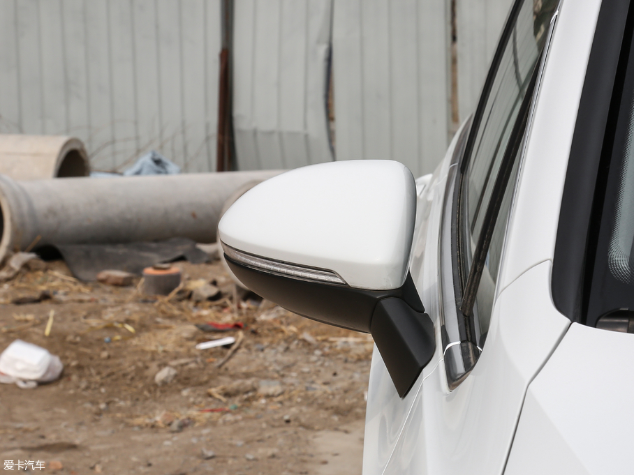 2018ߠ򡤼 230TSI ԄMȡ