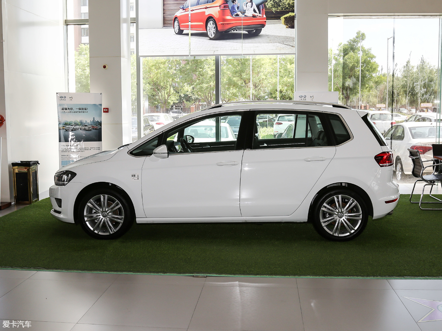 2018ߠ򡤼 230TSI ԄӺA