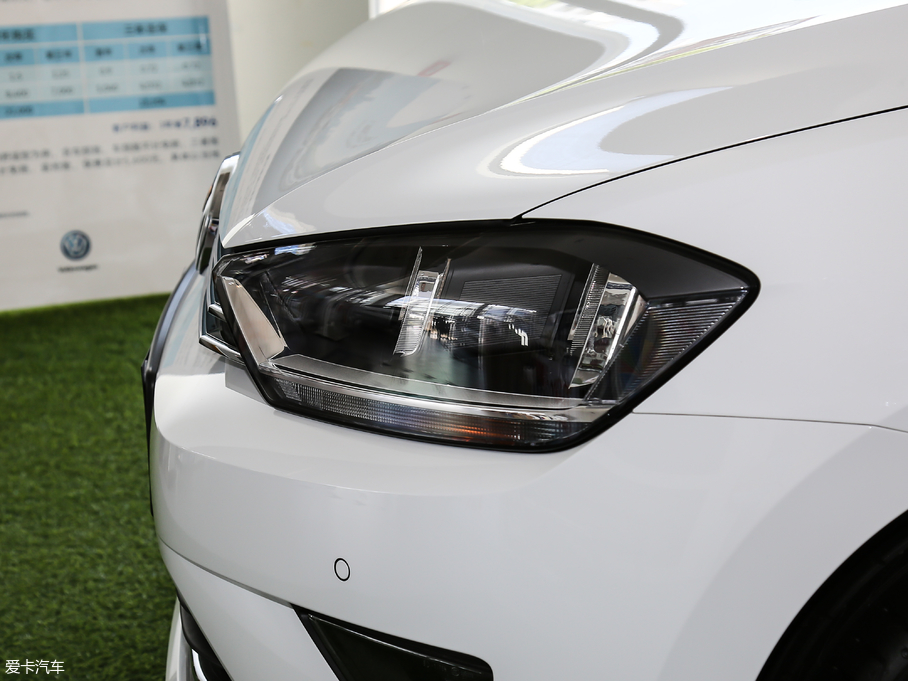 2018ߠ򡤼 230TSI ԄӺA