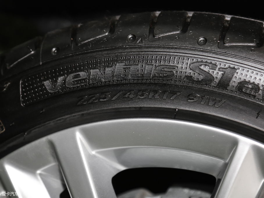 2018ߠ򡤼 230TSI ԄӺA