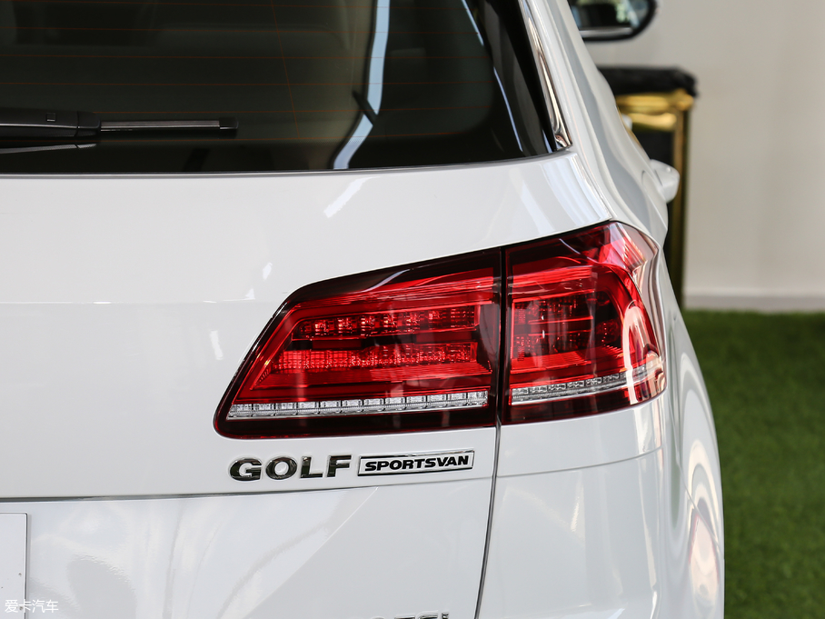 2018ߠ򡤼 230TSI ԄӺA