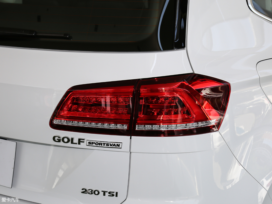 2018ߠ򡤼 230TSI ԄӺA