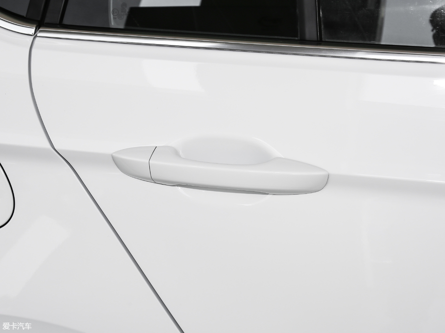 2018ߠ򡤼 230TSI Ԅ(dng)A