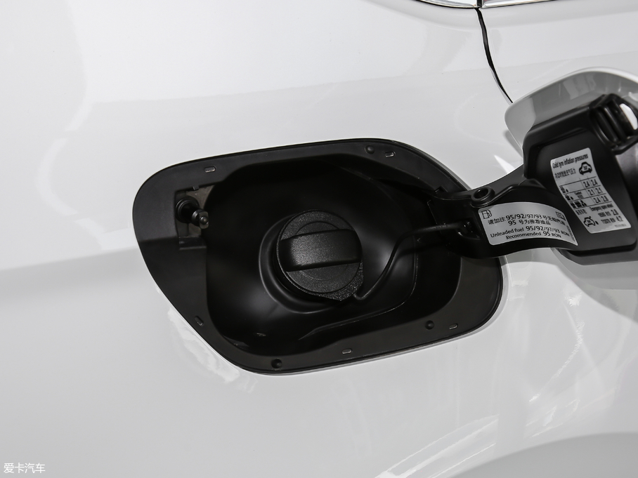 2018ߠ򡤼 230TSI ԄӺA