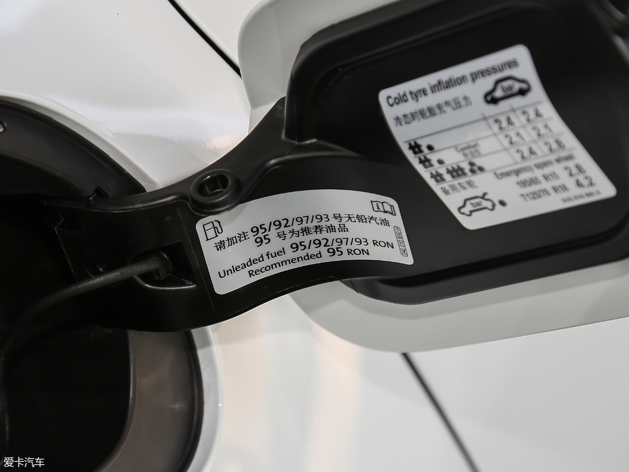 2018ߠ򡤼 230TSI ԄӺA