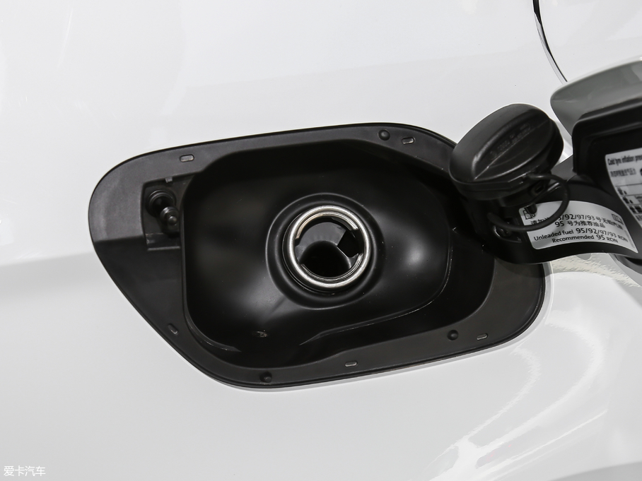 2018ߠ򡤼 230TSI ԄӺA