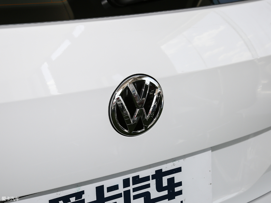 2018ߠ򡤼 230TSI ԄӺA