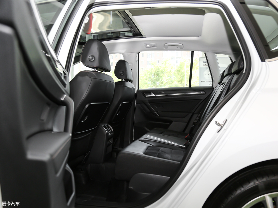 2018ߠ򡤼 230TSI Ԅ(dng)A