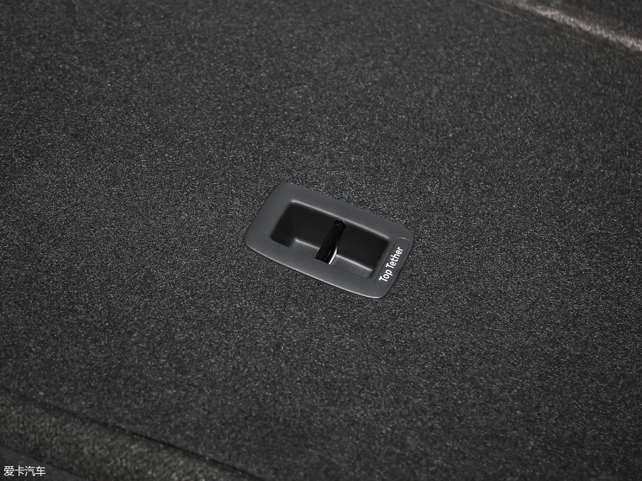 2018ߠ򡤼 230TSI ԄӺA