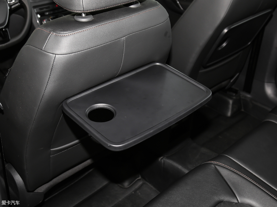 2018ߠ򡤼 230TSI ԄӺA