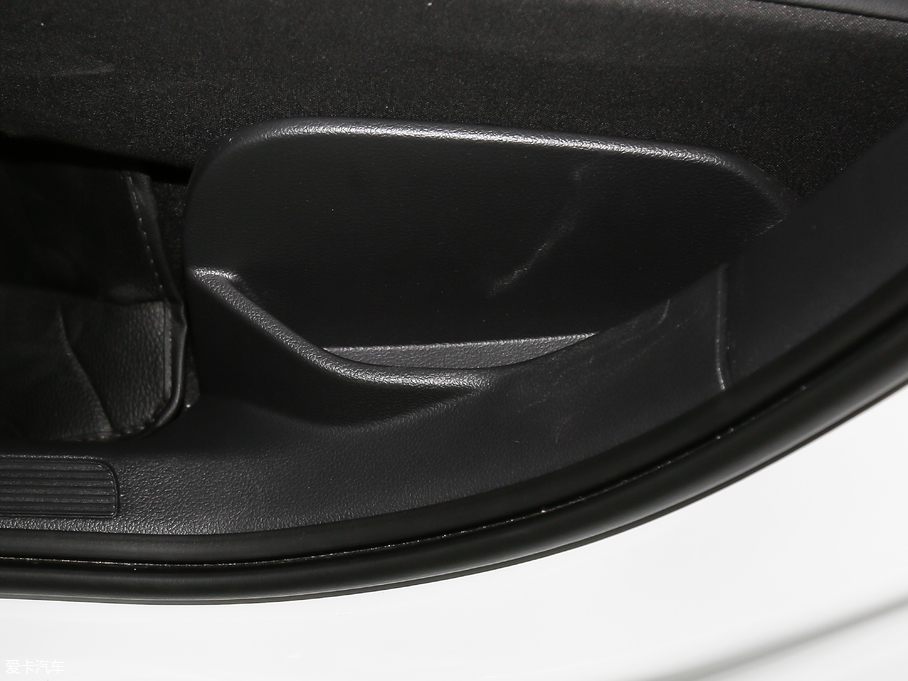 2018ߠ򡤼 230TSI ԄӺA