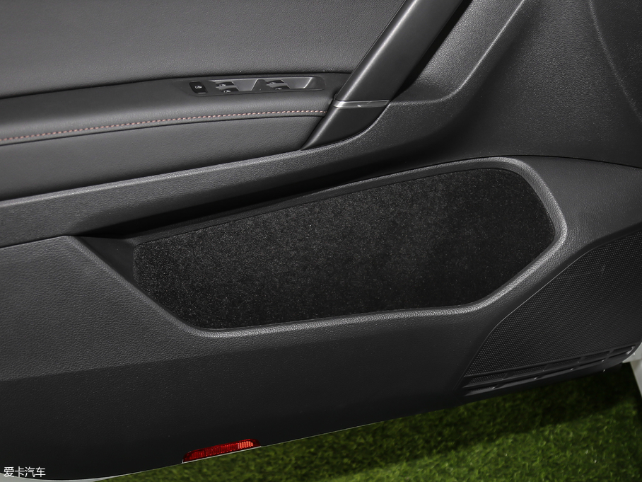 2018ߠ򡤼 230TSI ԄӺA