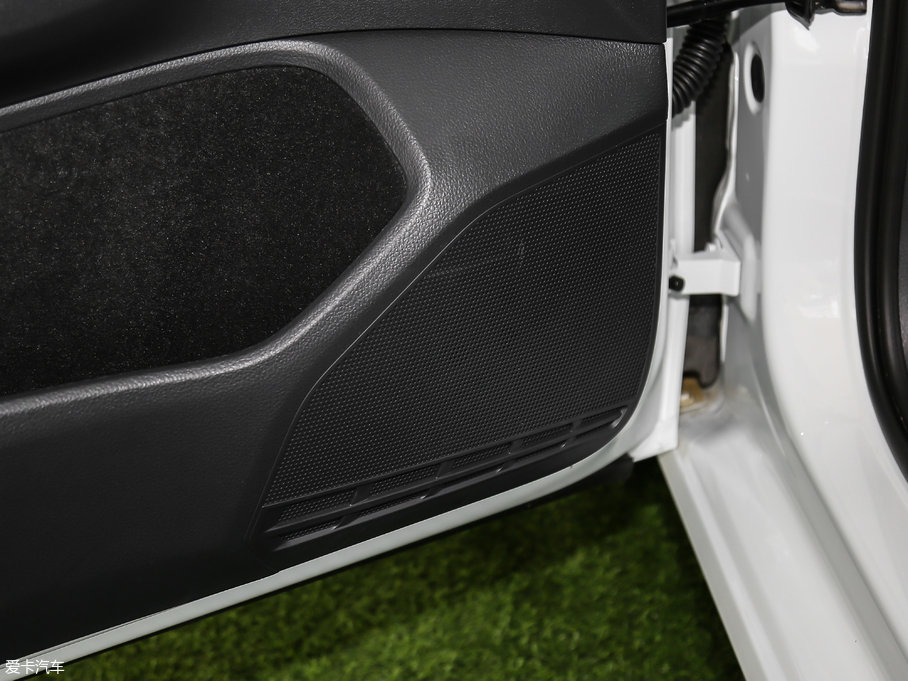 2018ߠ򡤼 230TSI ԄӺA