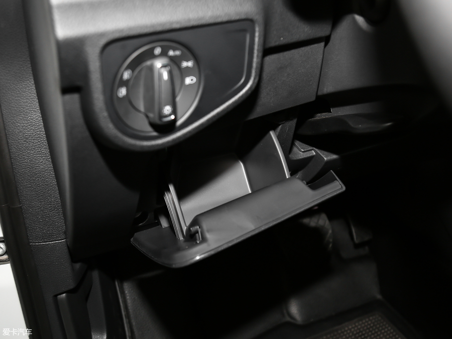 2018ߠ򡤼 230TSI Ԅ(dng)A