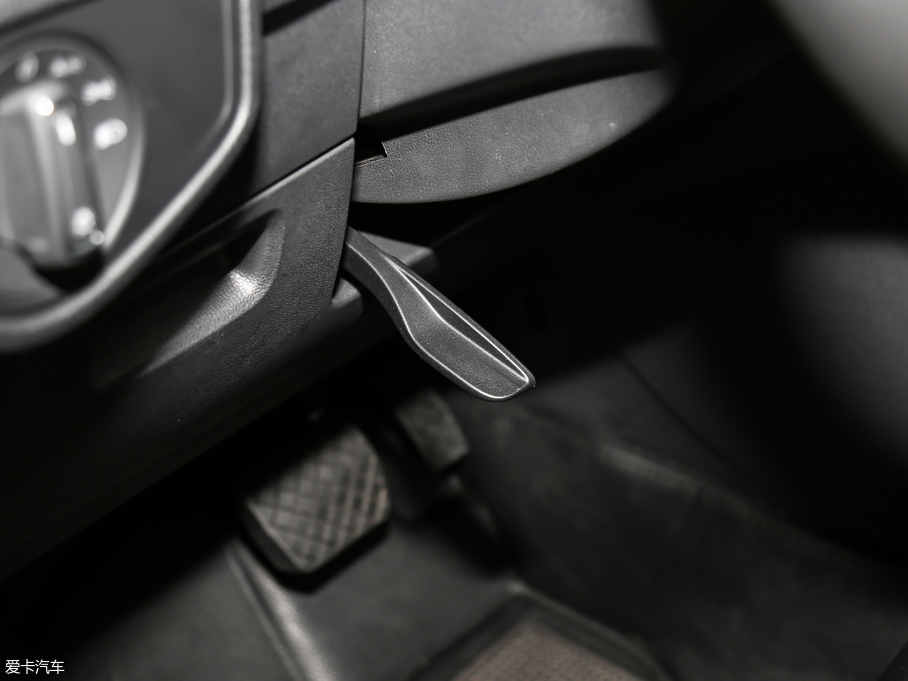 2018ߠ򡤼 230TSI ԄӺA