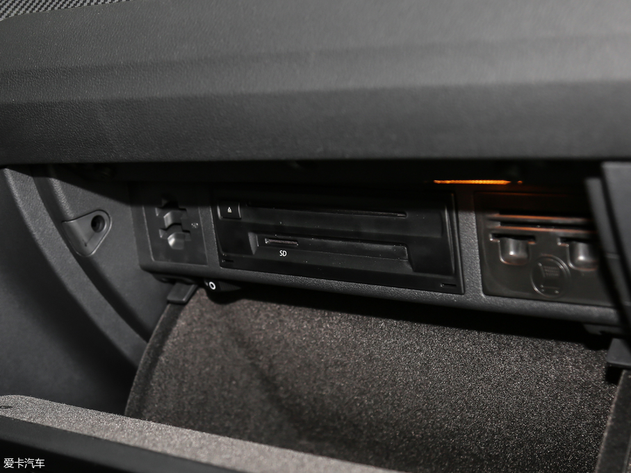 2018ߠ򡤼 230TSI Ԅ(dng)A