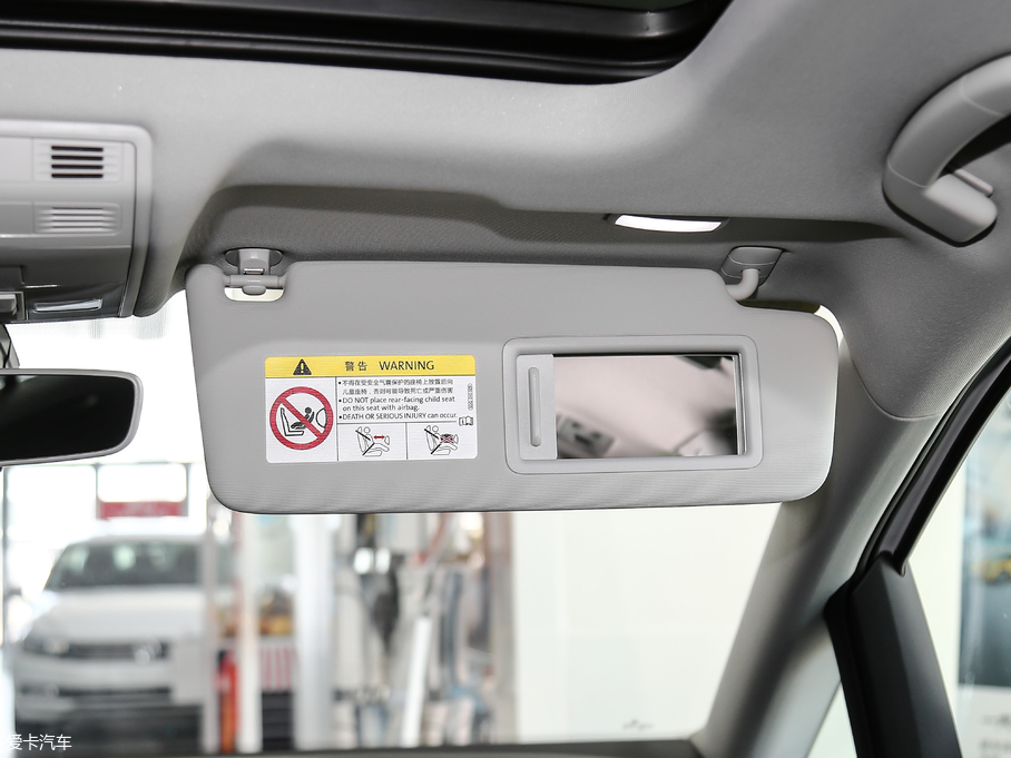 2018ߠ򡤼 230TSI ԄӺA