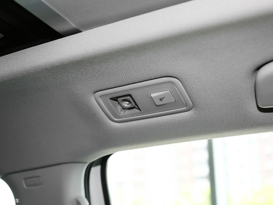 2018ߠ򡤼 230TSI ԄӺA