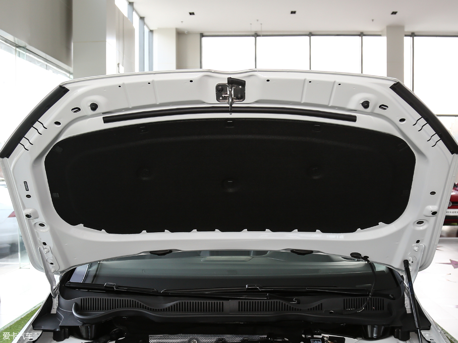 2018ߠ򡤼 230TSI ԄӺA