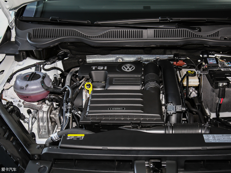 2018ߠ򡤼 230TSI ԄӺA