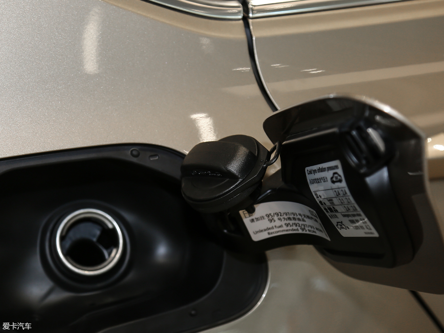 2018ߠ򡤼 230TSI ԄMȡ