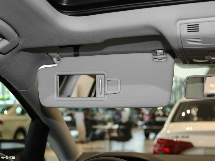 2018ߠ򡤼 230TSI ԄMȡ