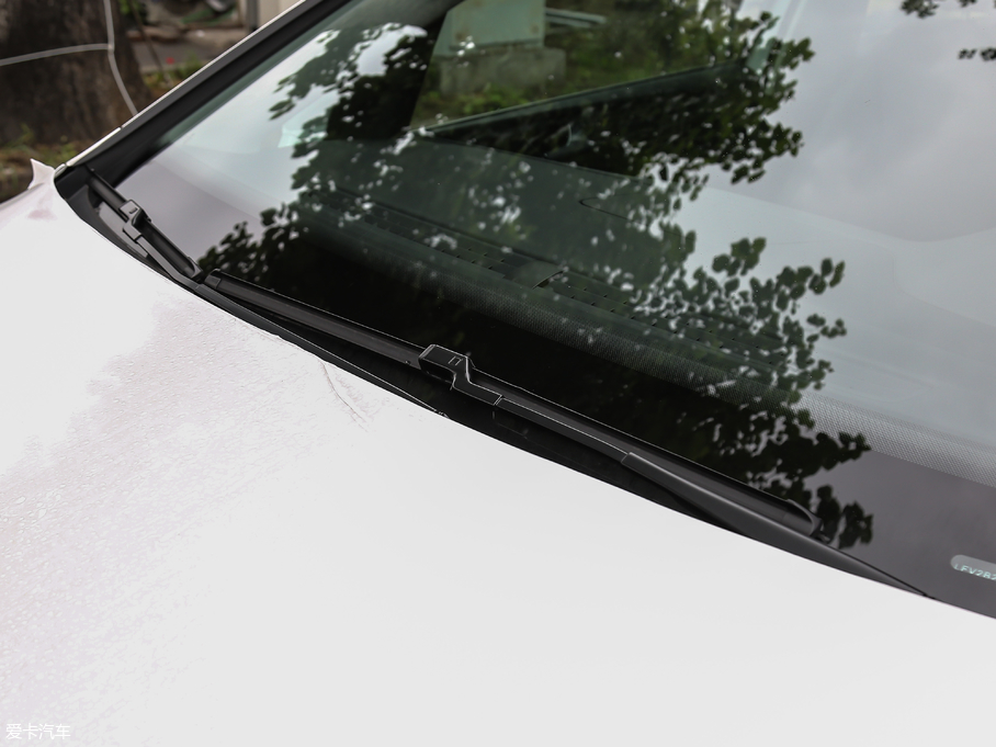 2018��ߠ��򡤼��� 2����o��� 230TSI �ԄӺ��A��