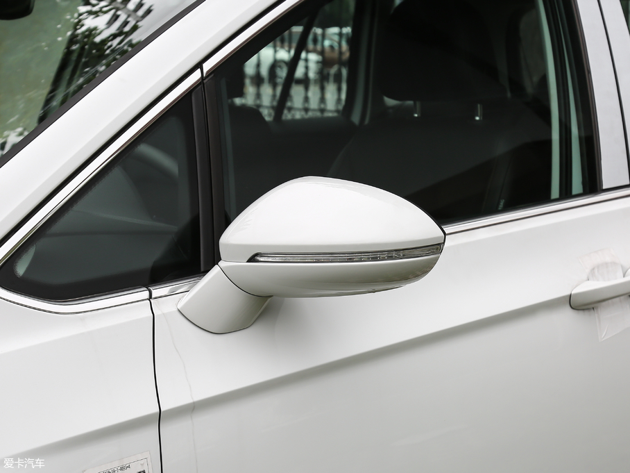 2018ߠ򡤼 2o 230TSI ԄӺA