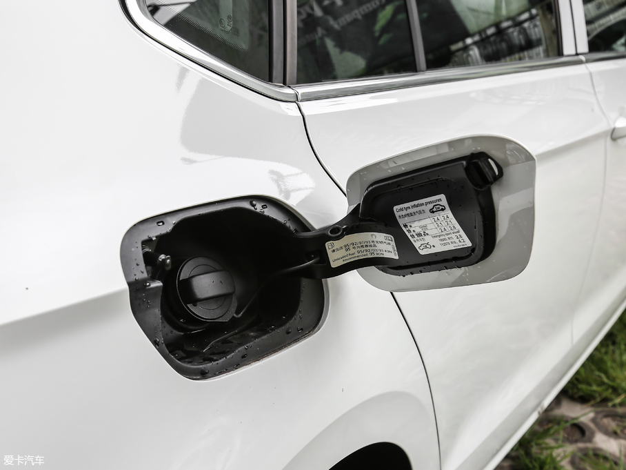 2018ߠ򡤼 2o 230TSI ԄӺA